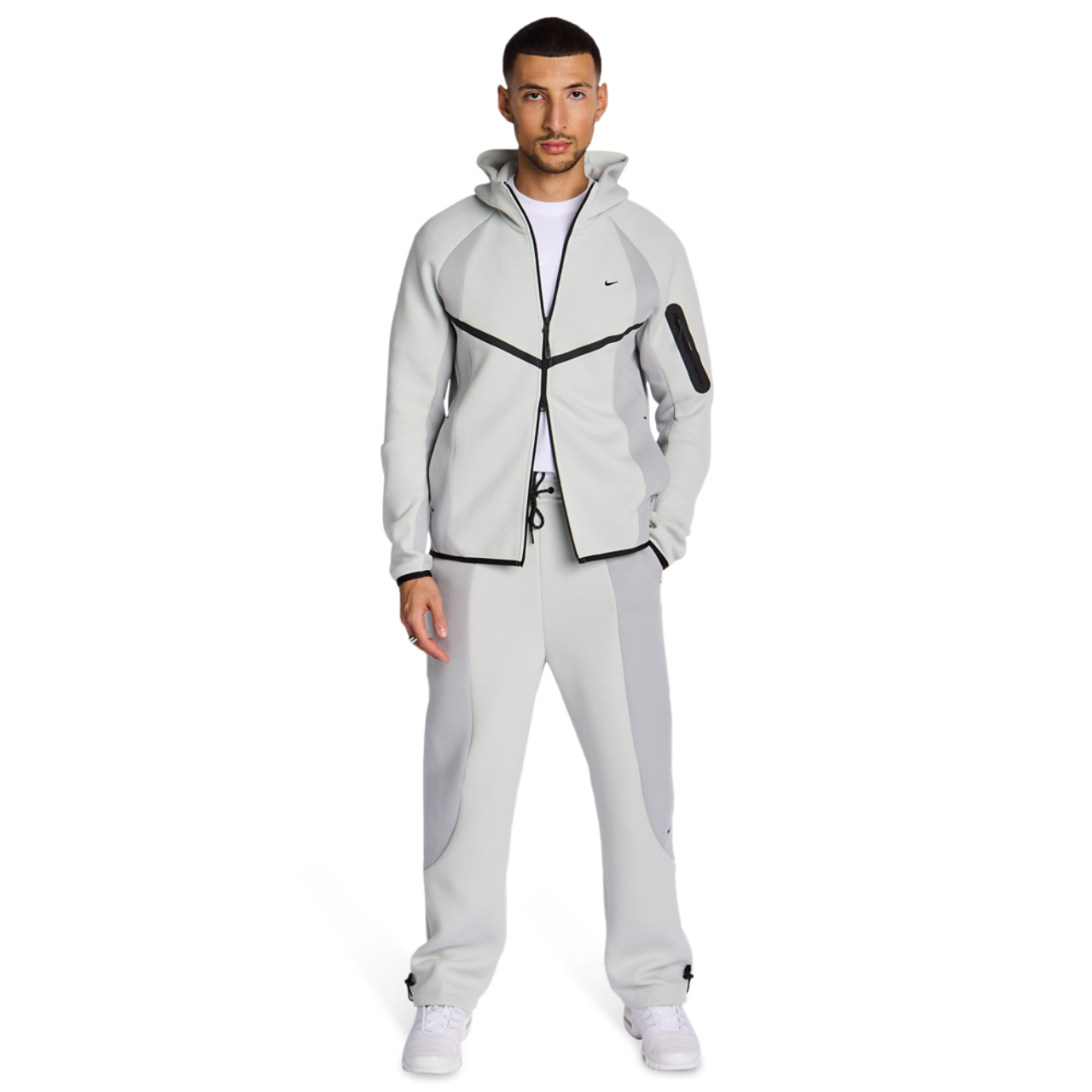 Nike Tech Fleece Pro Immagine 2 di 7. Tocca per aprire la galleria fotografica.