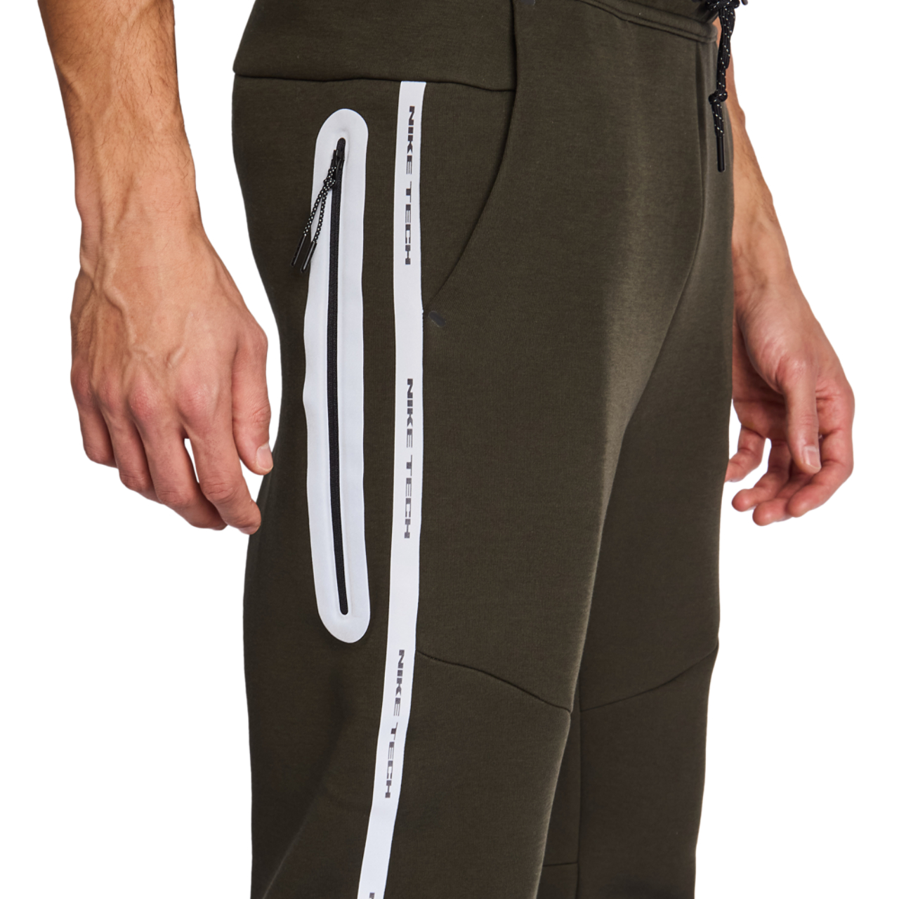 Nike Tech Fleece Reflective Image 5 of 6. Tap to open photo gallery.