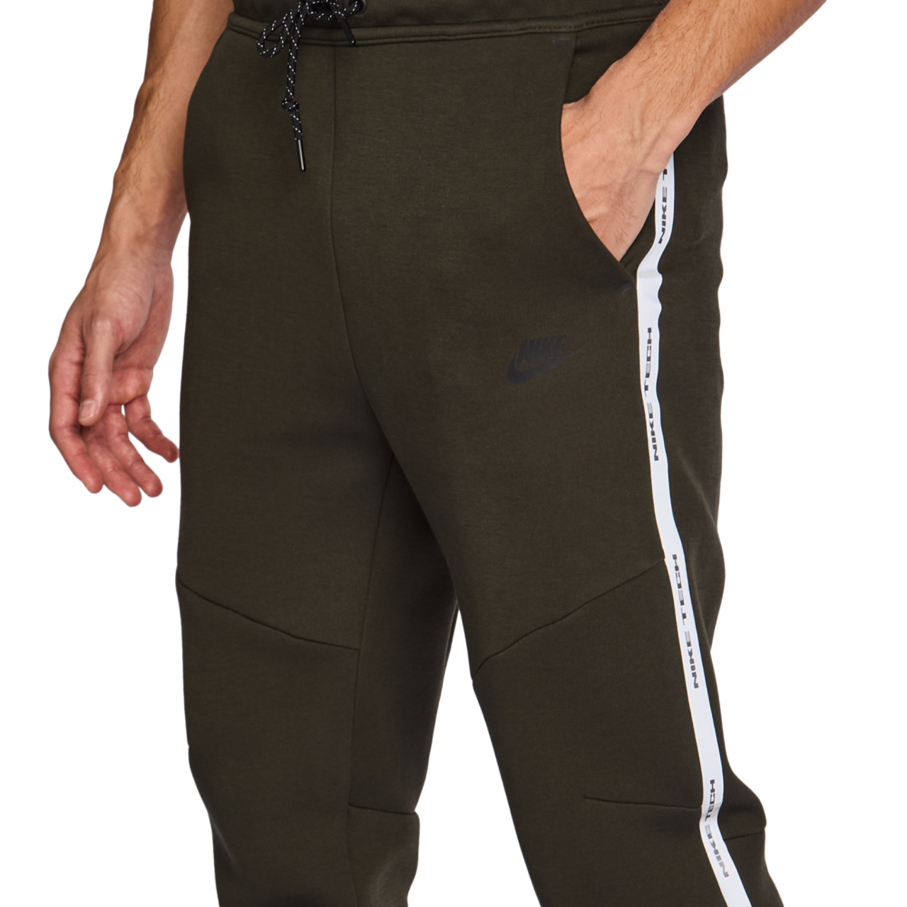 Nike Tech Fleece Reflective Image 6 of 6. Tap to open photo gallery.