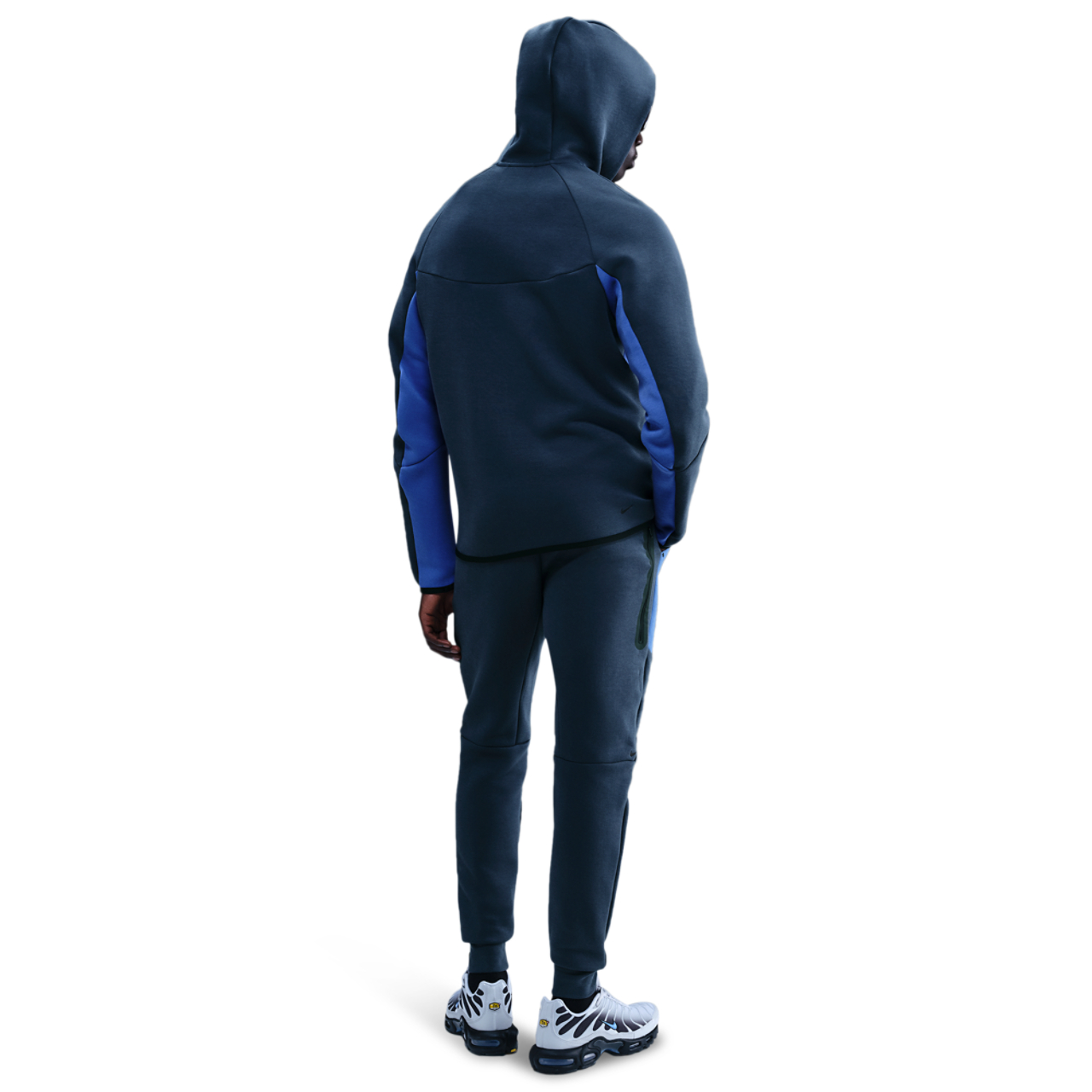 Nike Tech Fleece Bild 5 von 5. Antippen, um die Fotogalerie zu öffnen.