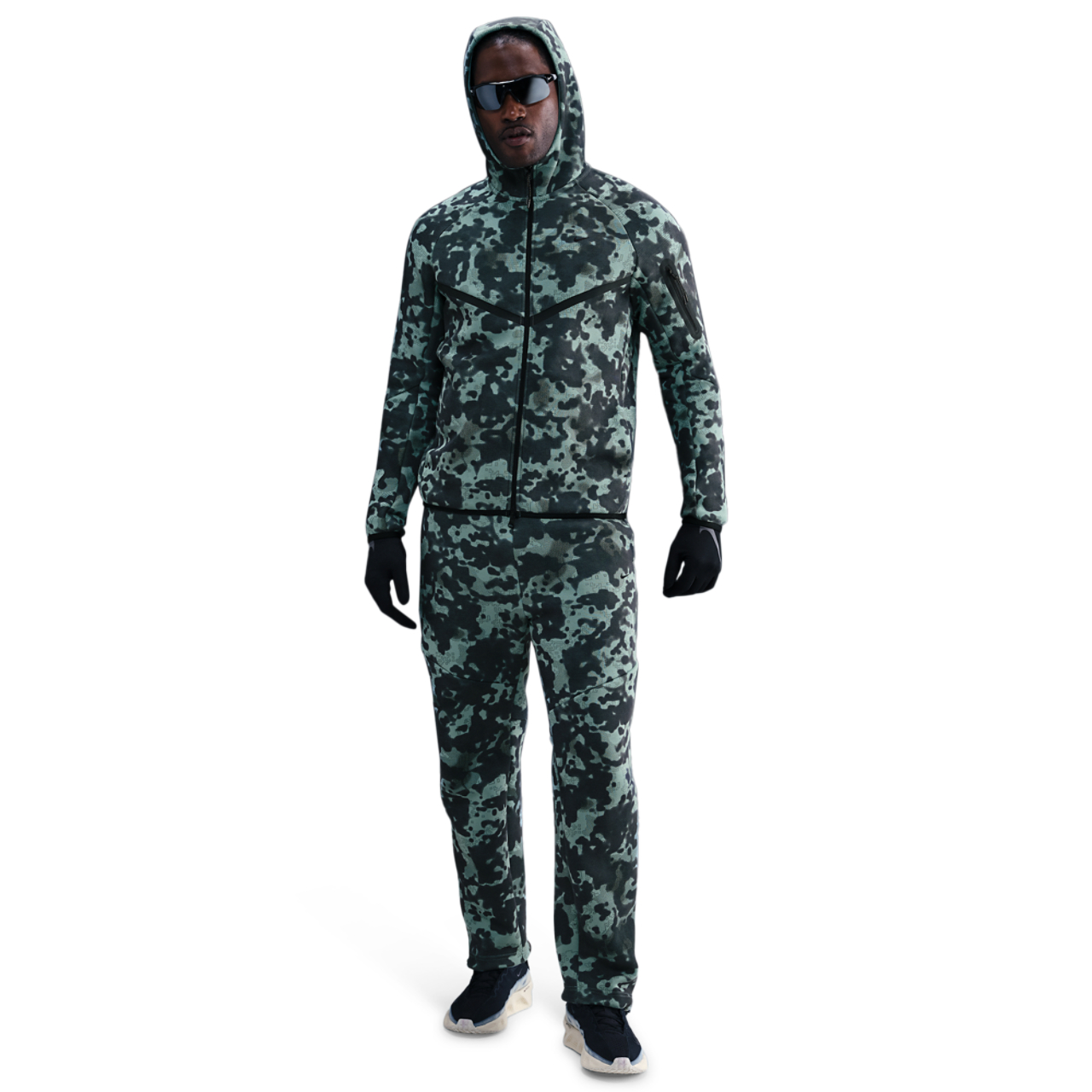 Nike Tech Fleece Immagine 4 di 5. Tocca per aprire la galleria fotografica.