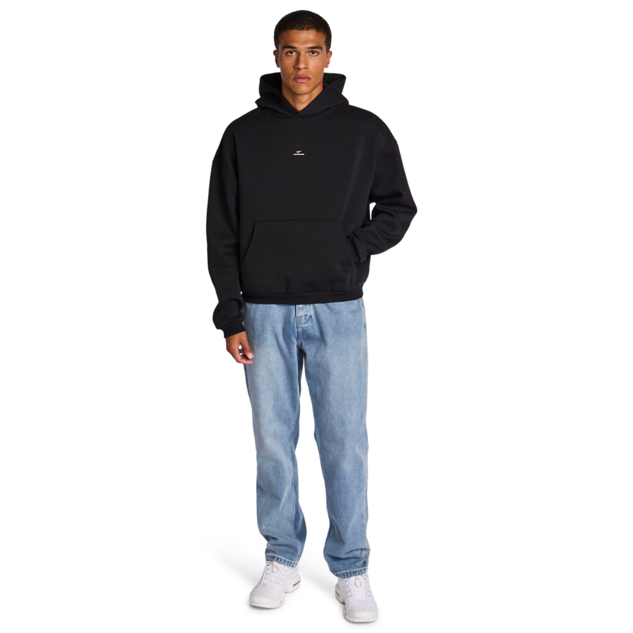 Nike Standard Issue Bild 2 von 8. Antippen, um die Fotogalerie zu öffnen.
