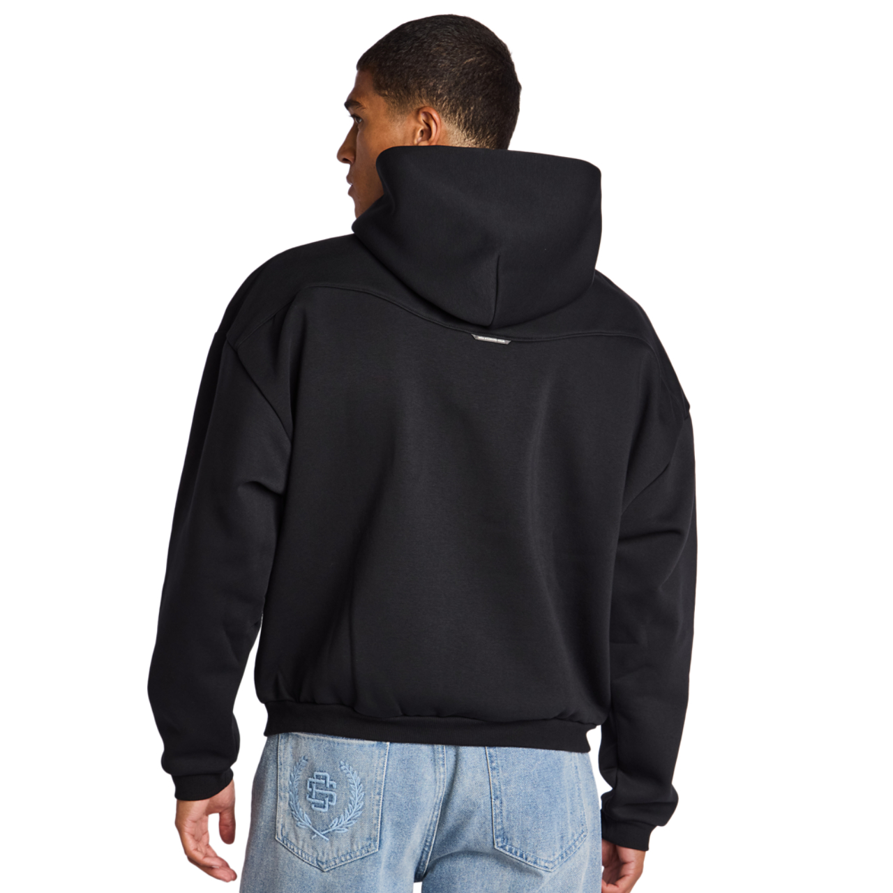 Nike Standard Issue Bild 4 von 8. Antippen, um die Fotogalerie zu öffnen.