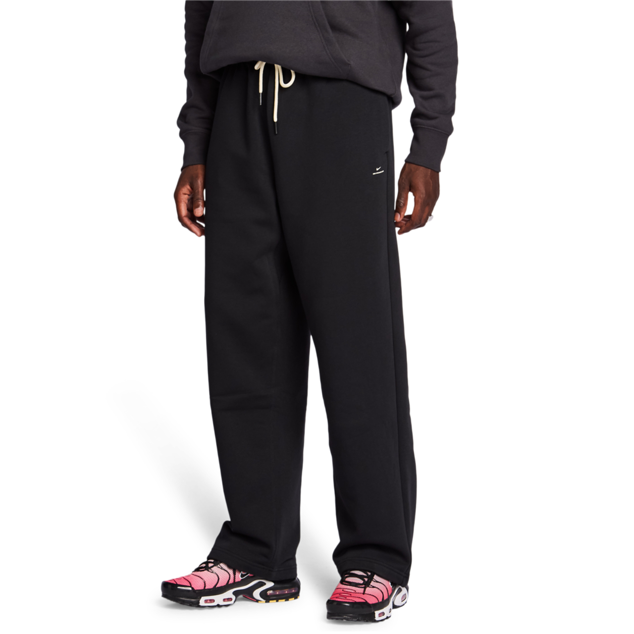 Nike Standard Issue Image 1 of 6. Tap to open photo gallery.