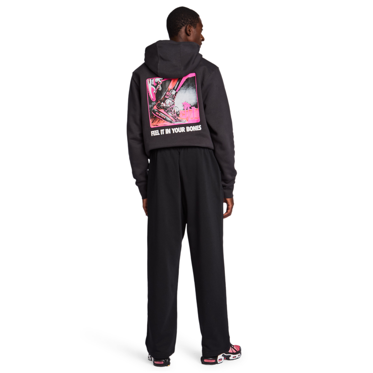 Nike Standard Issue Image 3 of 6. Tap to open photo gallery.
