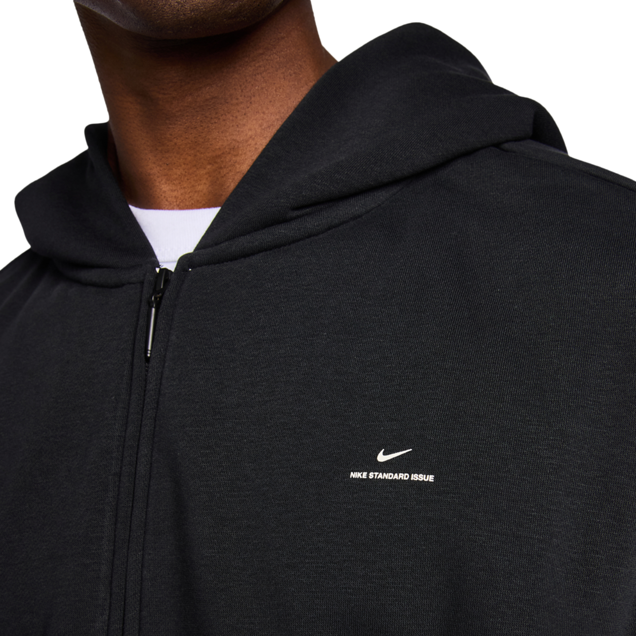 Nike Standard Issue Image 5 of 6. Tap to open photo gallery.