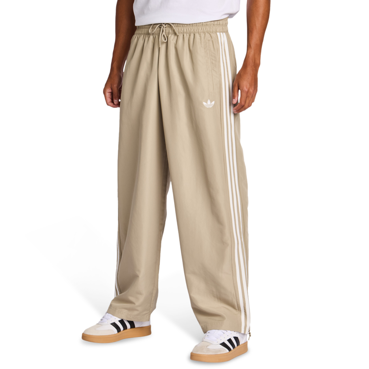 adidas Windbreak Bild 1 von 7. Antippen, um die Fotogalerie zu öffnen.