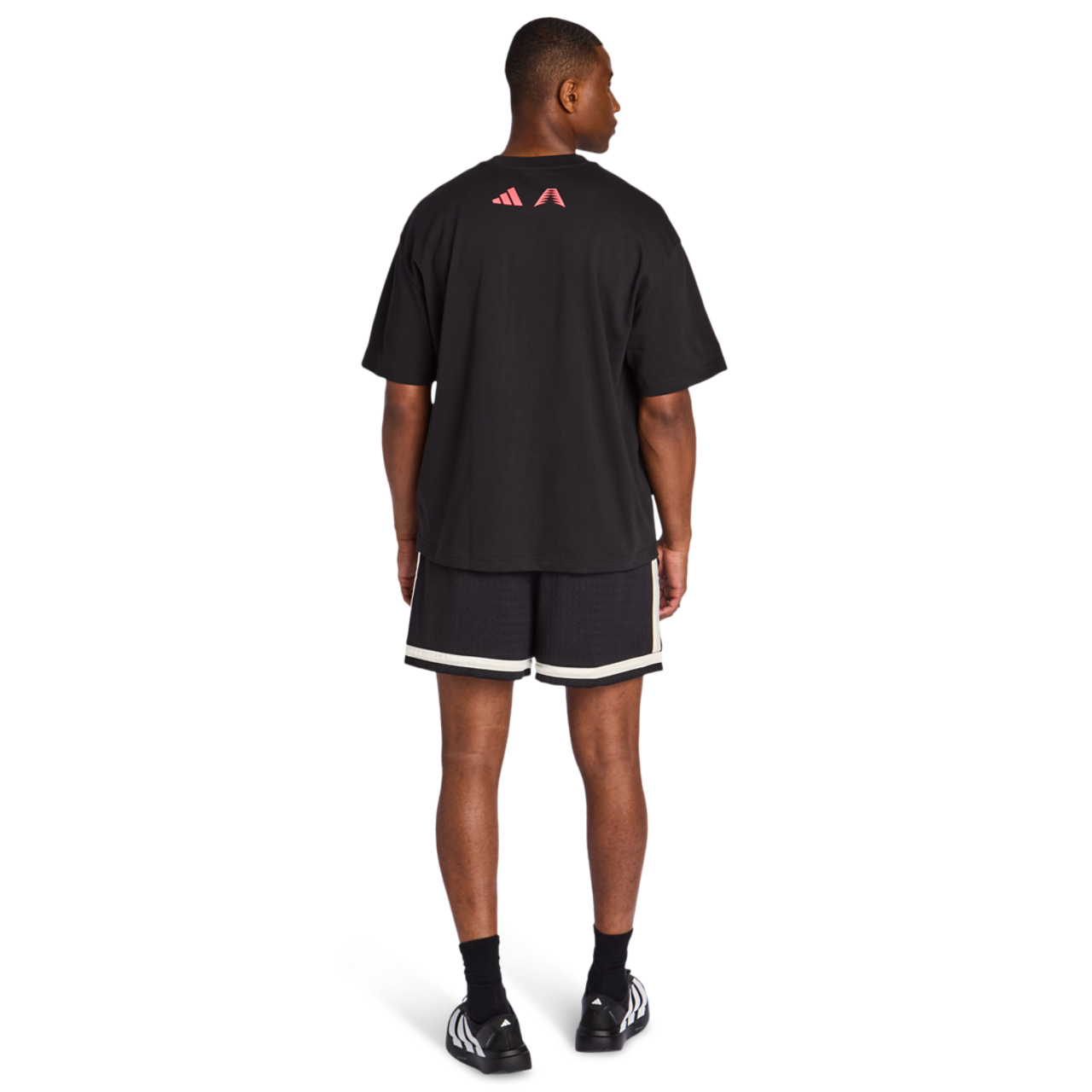 adidas Anthony Edwards Imagen 3 de 6. Toque para abrir la galería de fotos.