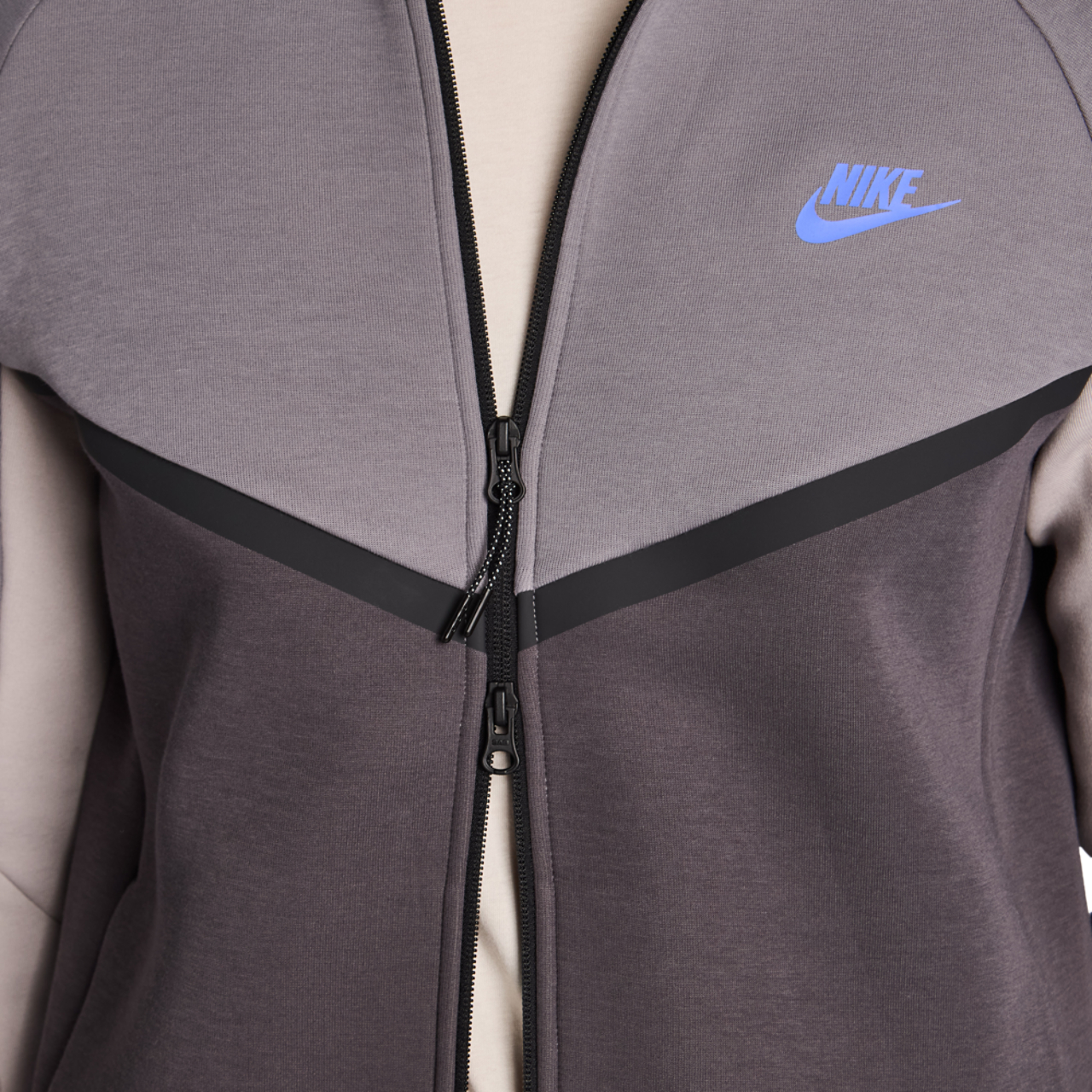Nike Tech Fleece Image 6 sur 6. Appuyez pour ouvrir la galerie de photos.