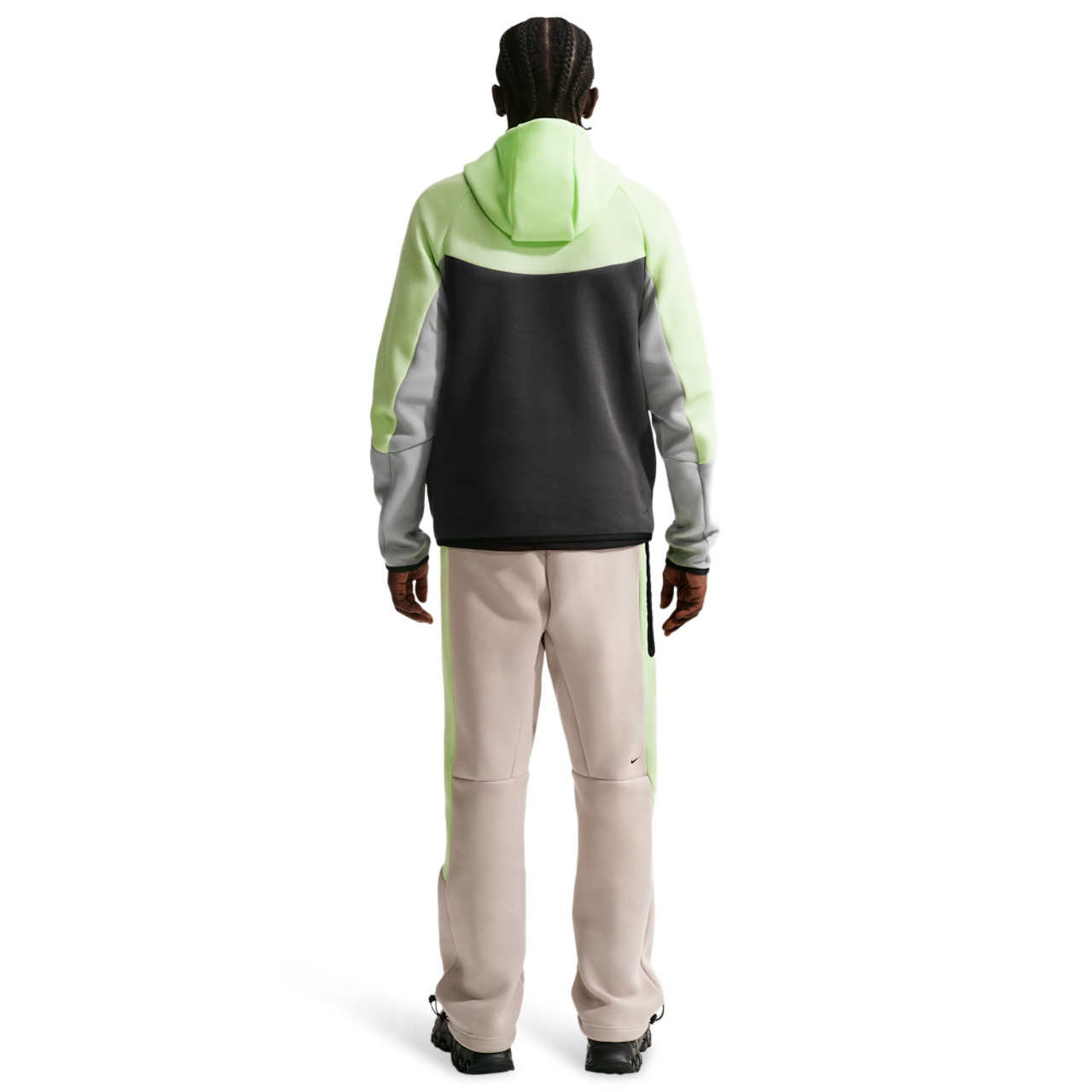 Nike Tech Fleece Immagine 5 di 5. Tocca per aprire la galleria fotografica.