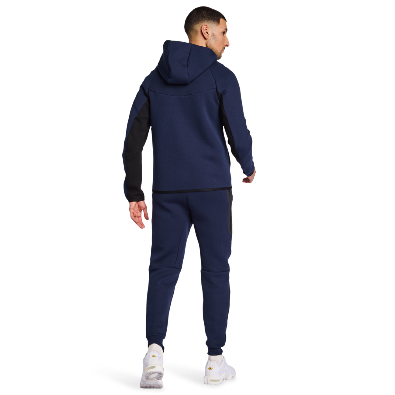 Nike Tech Fleece Image 3 sur 6. Appuyez pour ouvrir la galerie de photos.