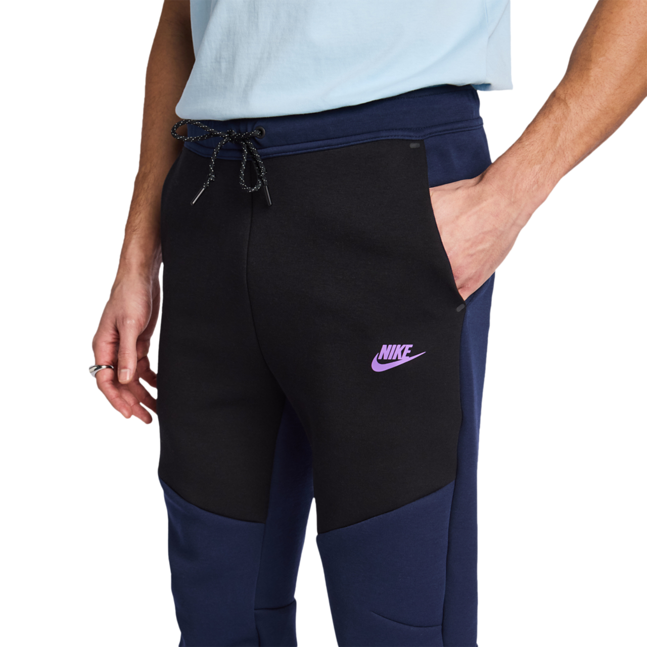 Nike Tech Fleece Image 5 sur 6. Appuyez pour ouvrir la galerie de photos.