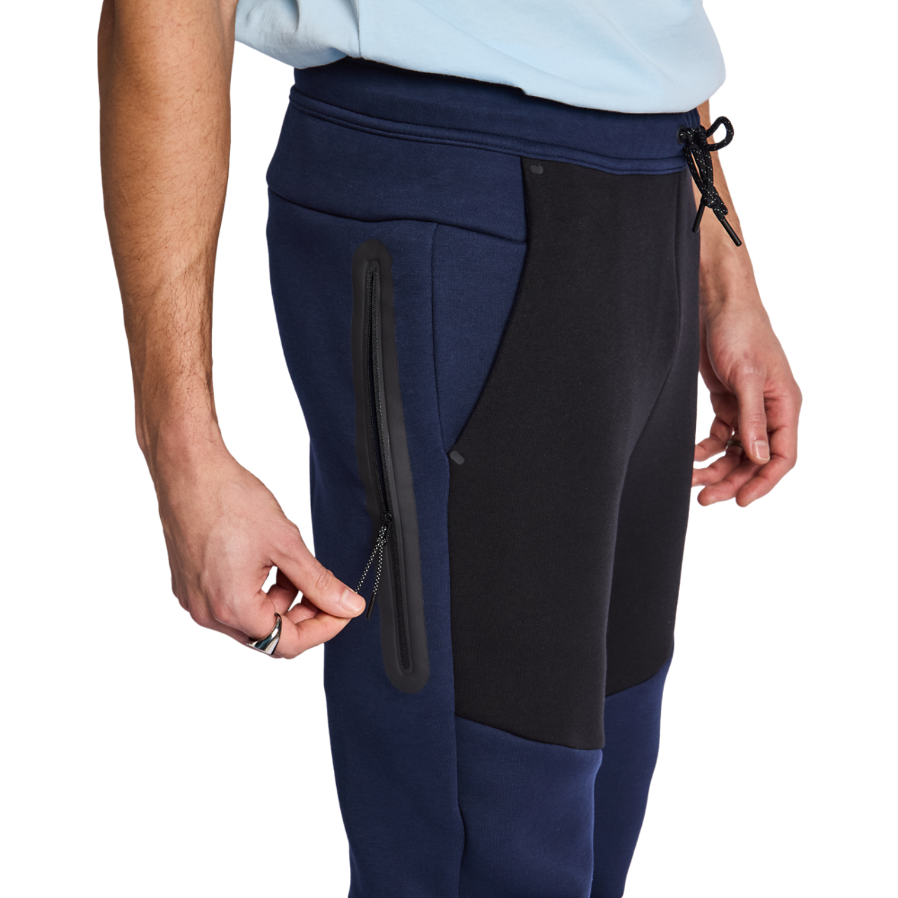Nike Tech Fleece Image 6 sur 6. Appuyez pour ouvrir la galerie de photos.