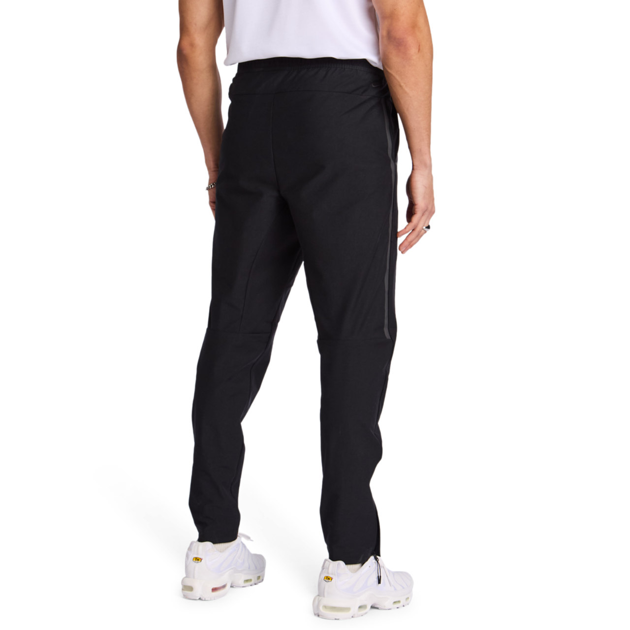 Nike Tech Shori Imagen 4 de 7. Toque para abrir la galería de fotos.