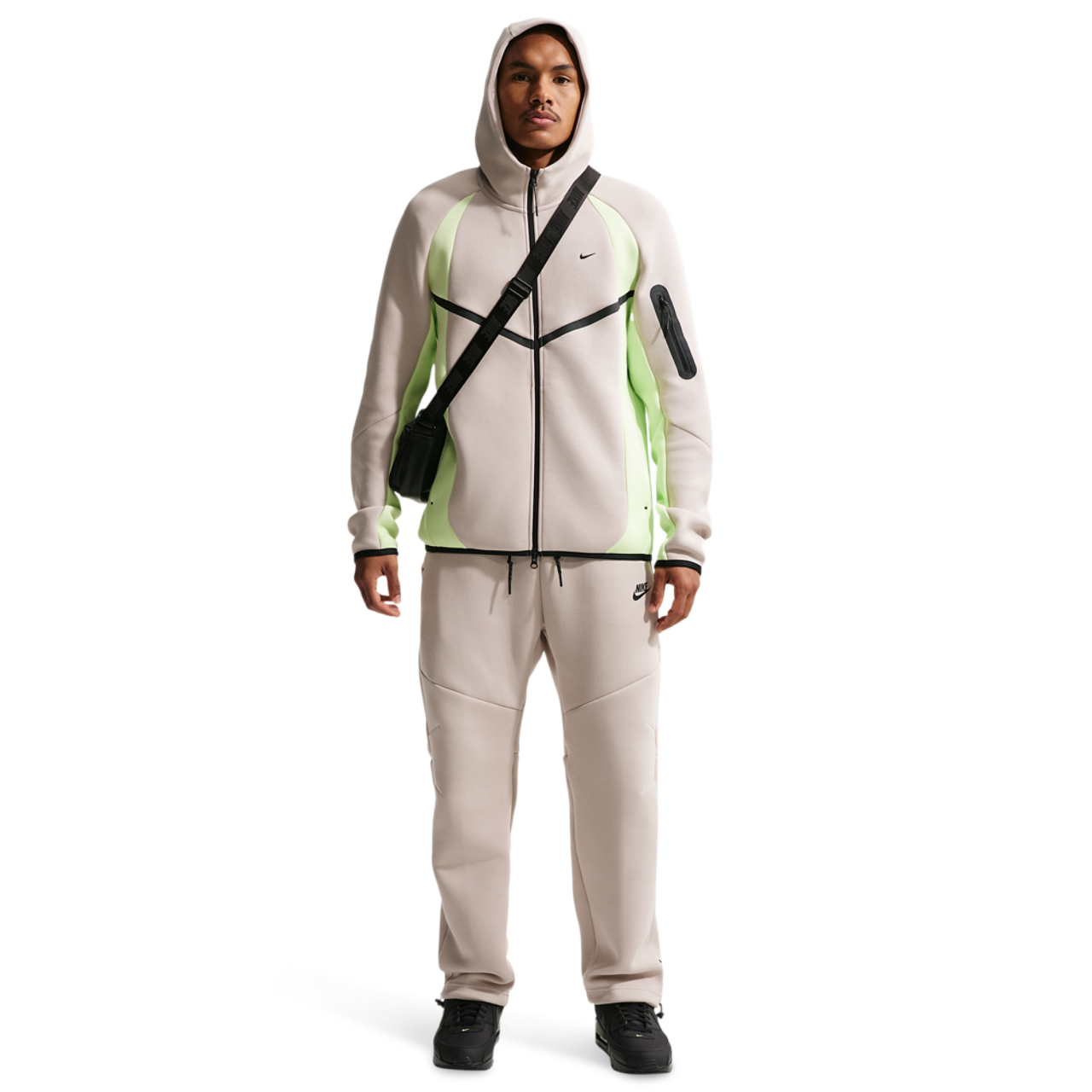 Nike Tech Fleece Pro Imagen 4 de 5. Toque para abrir la galería de fotos.
