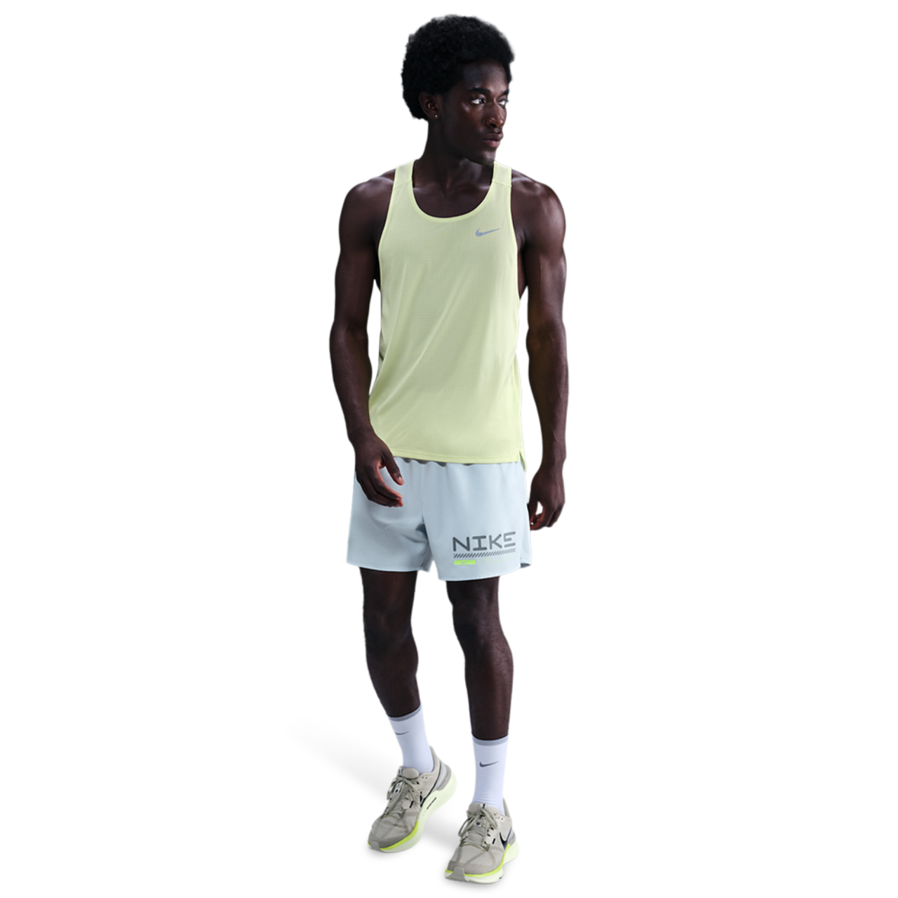 Nike Challenger Image 4 of 5. Tap to open photo gallery.