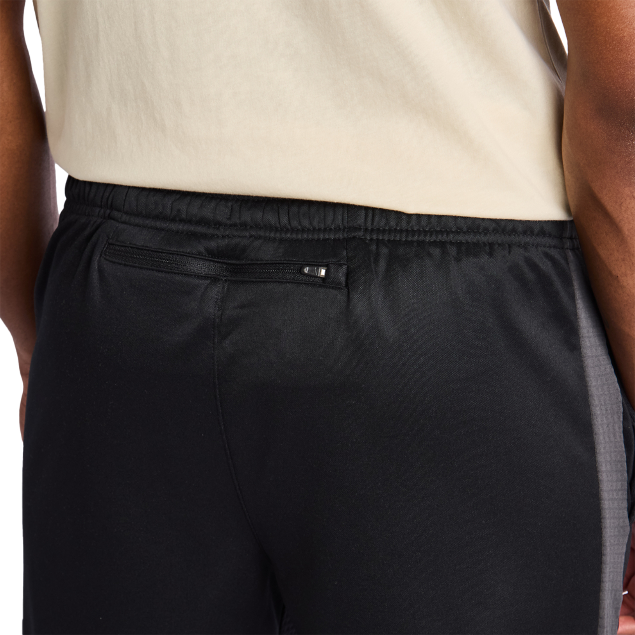 Nike Challenger Bild 5 von 7. Antippen, um die Fotogalerie zu öffnen.