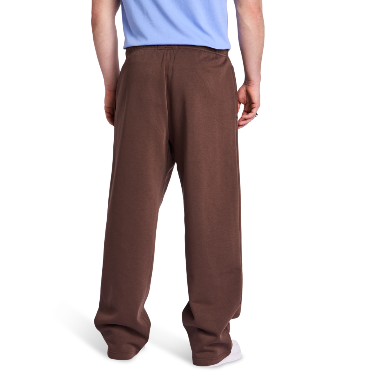 Nike Standard Issue Image 4 sur 5. Appuyez pour ouvrir la galerie de photos.