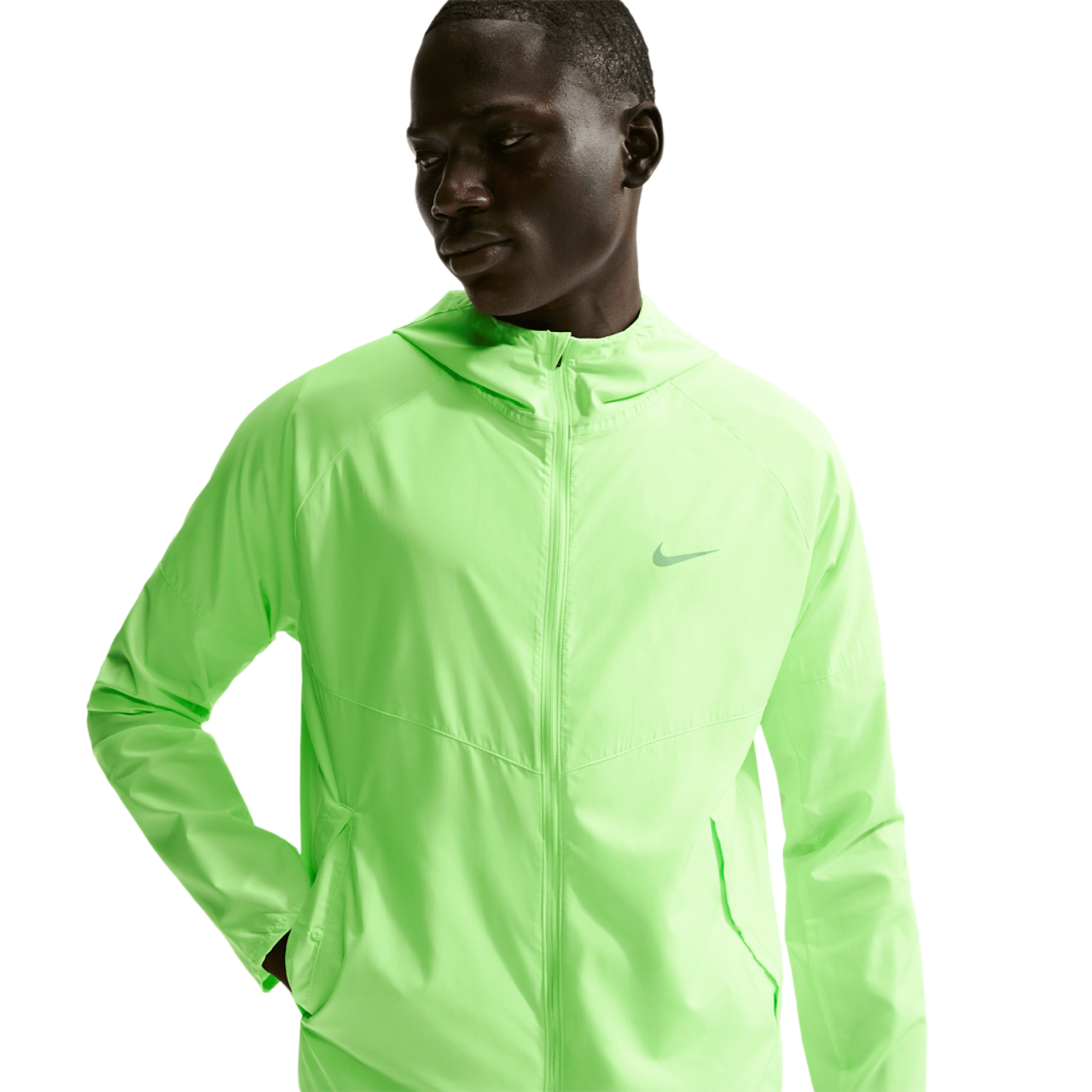 Nike Miler Bild 1 von 5. Antippen, um die Fotogalerie zu öffnen.