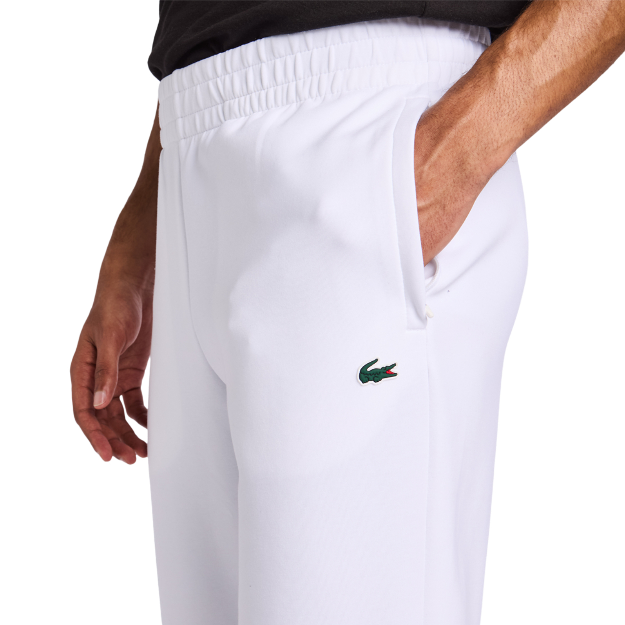 Lacoste Interlock Image 5 sur 5. Appuyez pour ouvrir la galerie de photos.