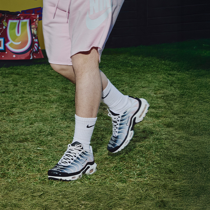 Nike Club Alumni Image 2 sur 6. Appuyez pour ouvrir la galerie de photos.