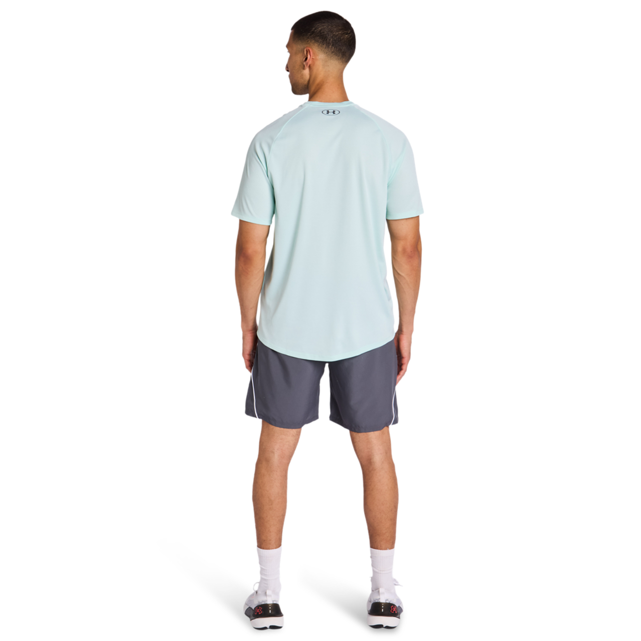 Under Armour Tech Bild 3 von 6. Antippen, um die Fotogalerie zu öffnen.