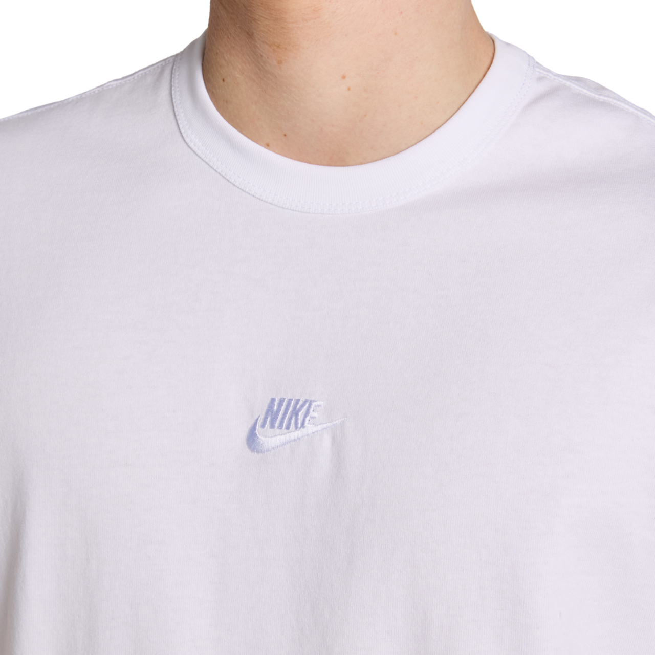 Nike Essential Image 5 of 5. Tap to open photo gallery.