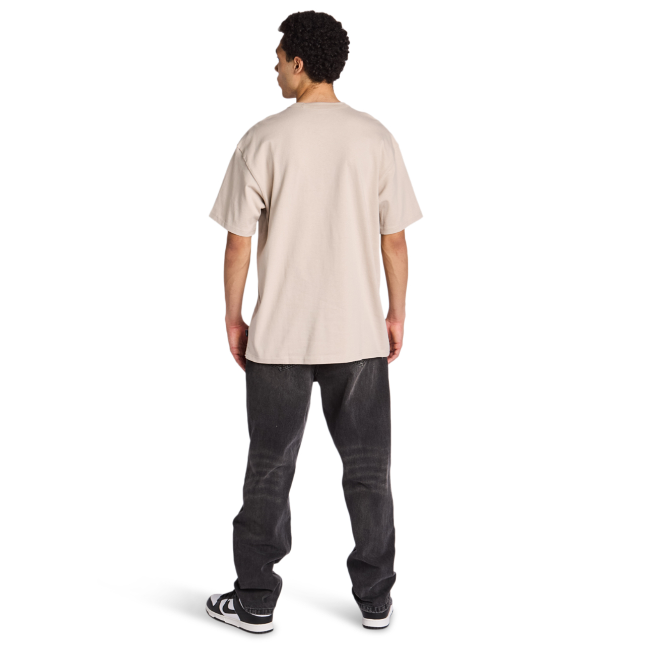 Nike Essential Image 3 sur 5. Appuyez pour ouvrir la galerie de photos.