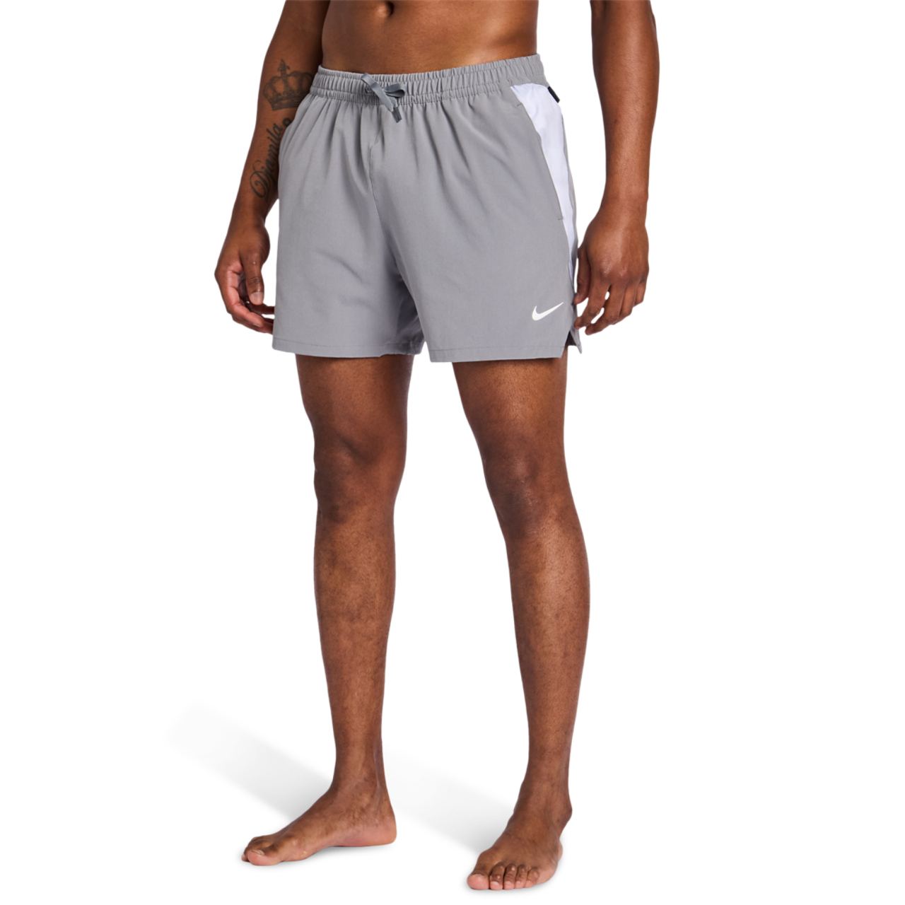 Nike 5 Inch Swim Shorts Print Image 1 sur 5. Appuyez pour ouvrir la galerie de photos.