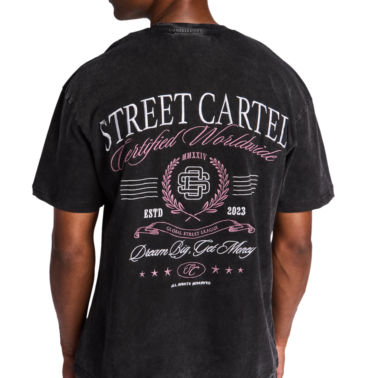 Street Cartel Podium Afbeelding 6 van 9. Tik om de fotogalerij te openen..