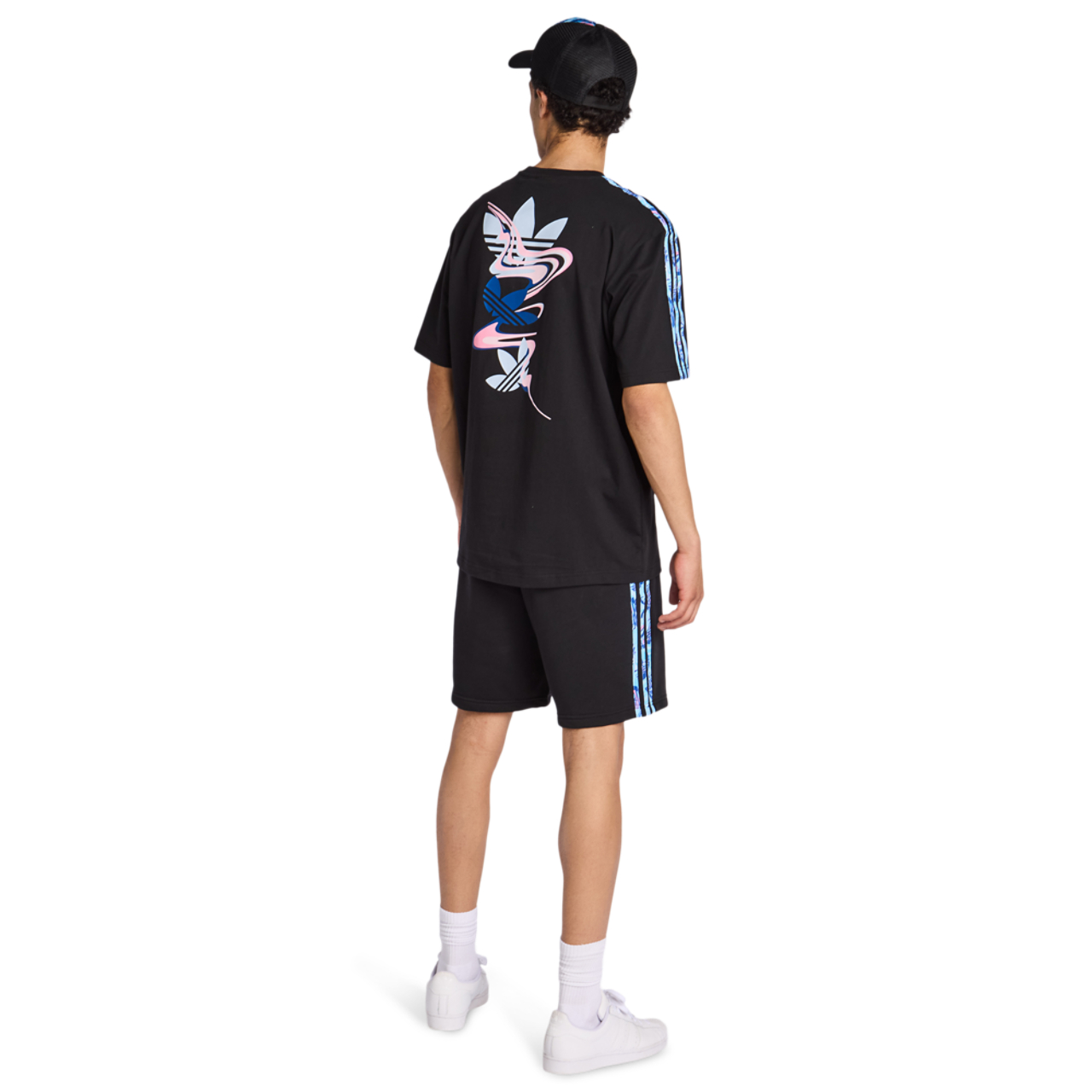 adidas Summer Prints Immagine 3 di 5. Tocca per aprire la galleria fotografica.