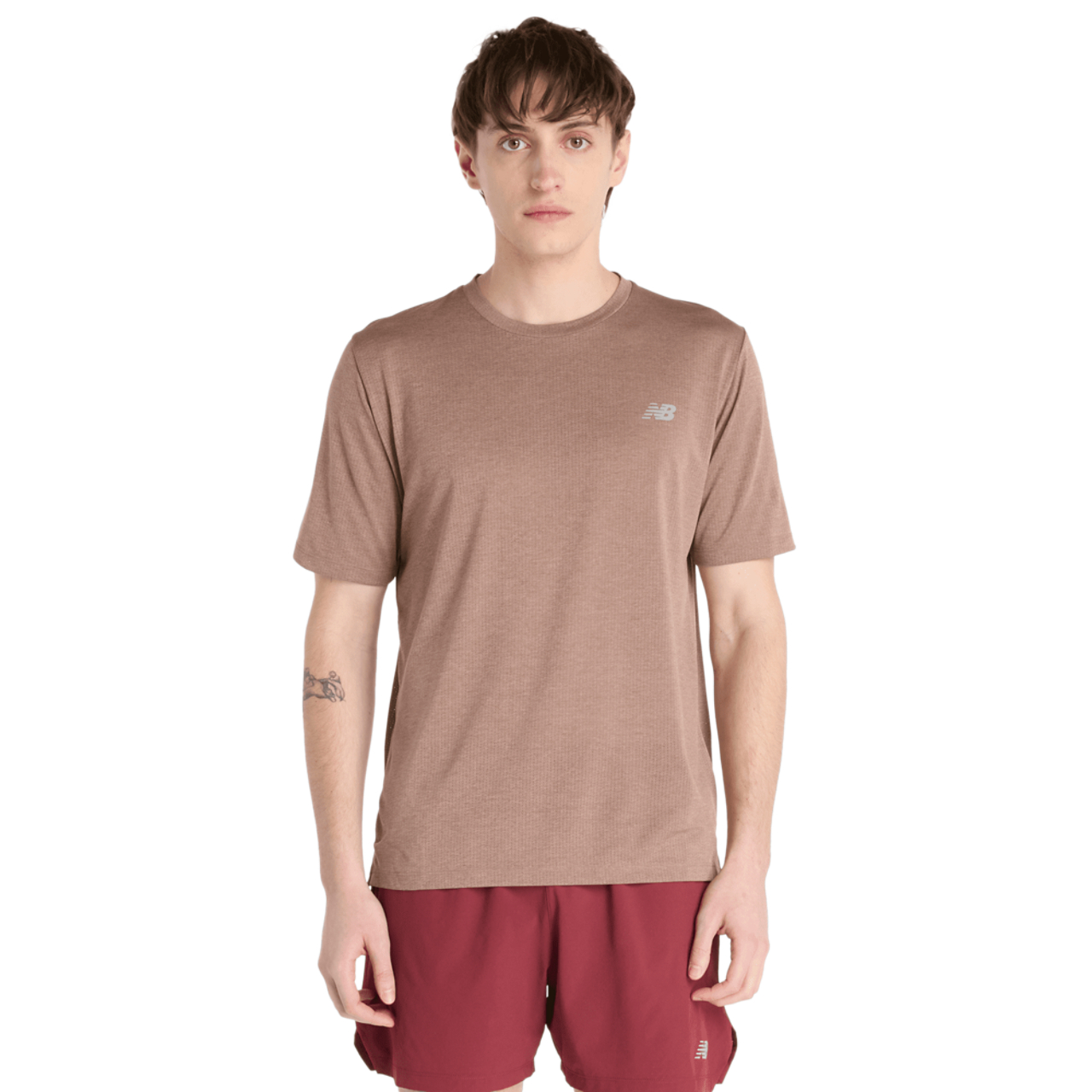 New Balance Athletics T-shirt Imagen 1 de 5. Toque para abrir la galería de fotos.