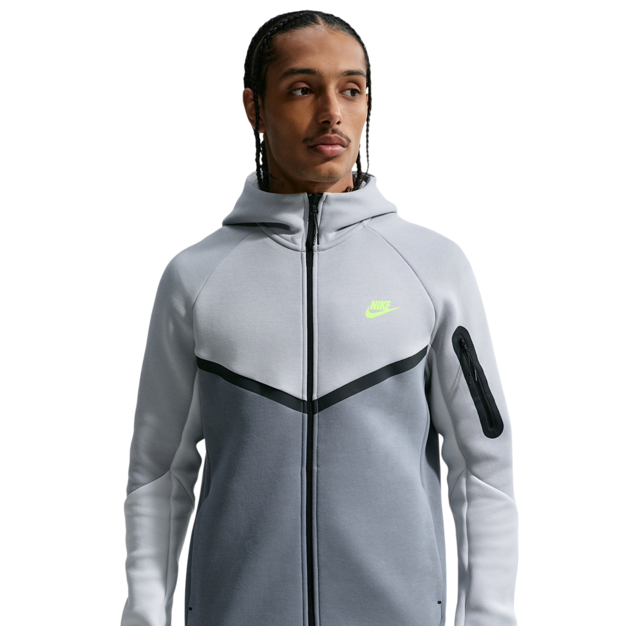 Nike Tech Fleece Bild 1 von 4. Antippen, um die Fotogalerie zu öffnen.