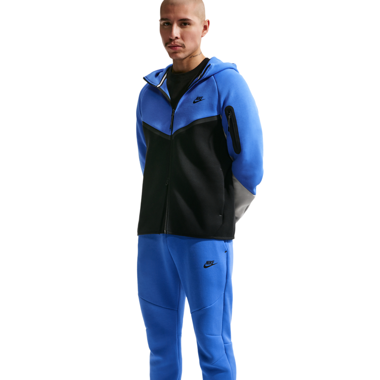 Nike Tech Fleece Image 3 of 4. Tap to open photo gallery.