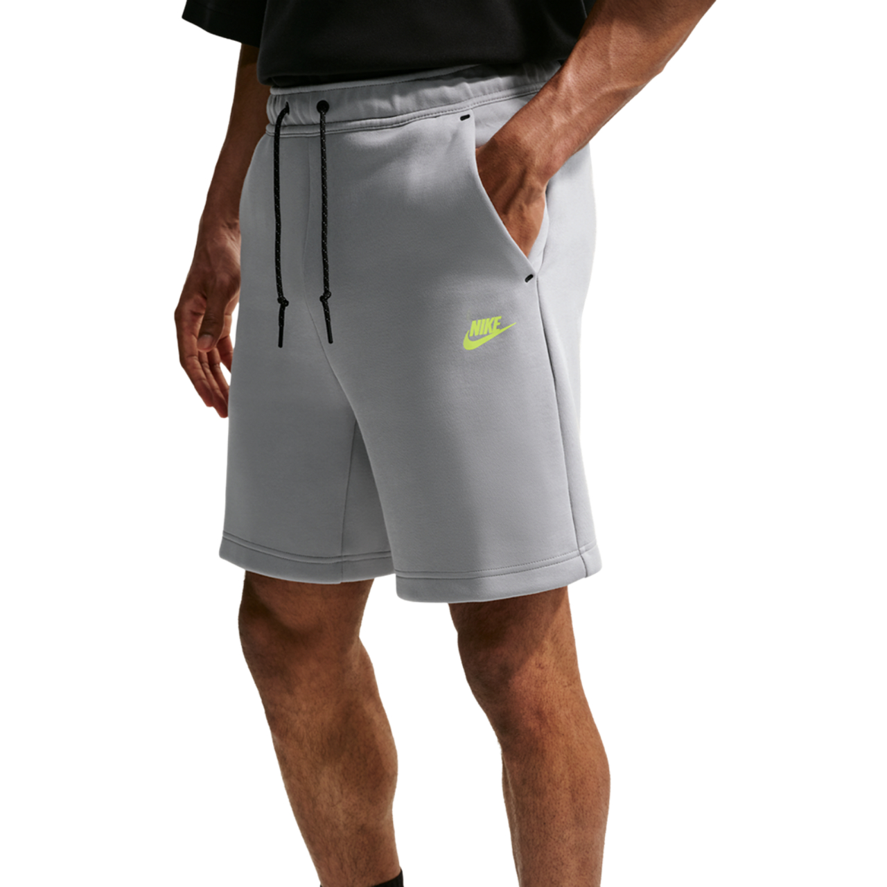 Nike Tech Fleece Image 1 of 4. Tap to open photo gallery.