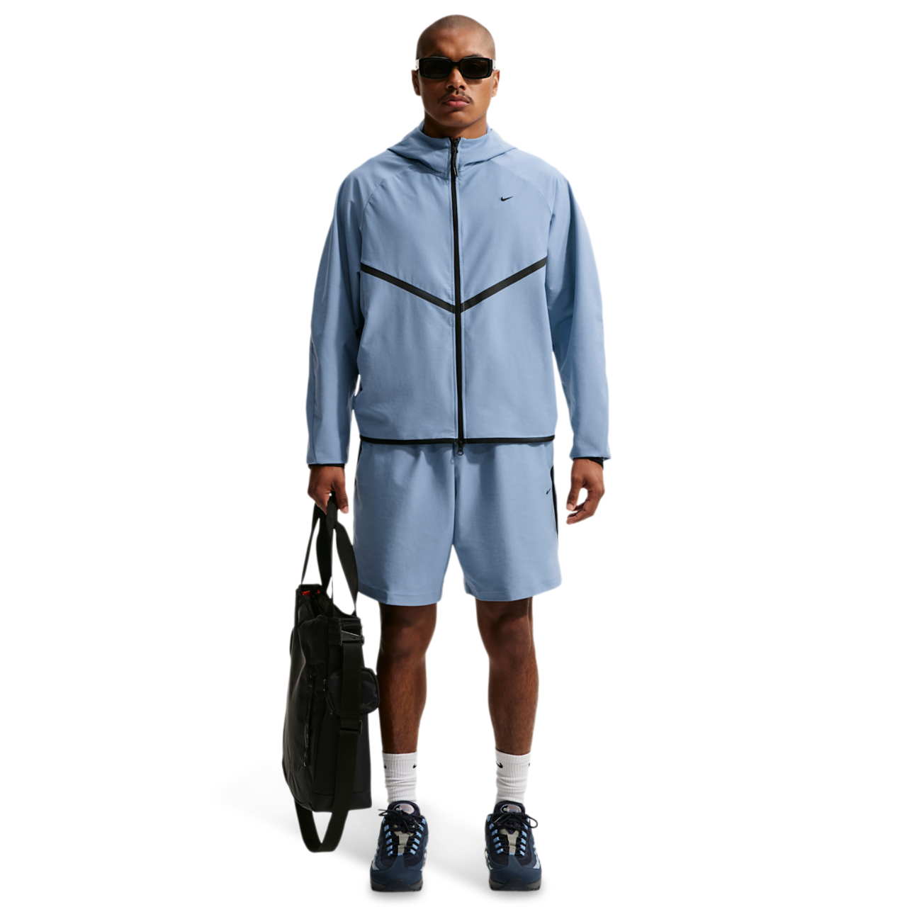 Nike Tech Shori Bild 3 von 4. Antippen, um die Fotogalerie zu öffnen.