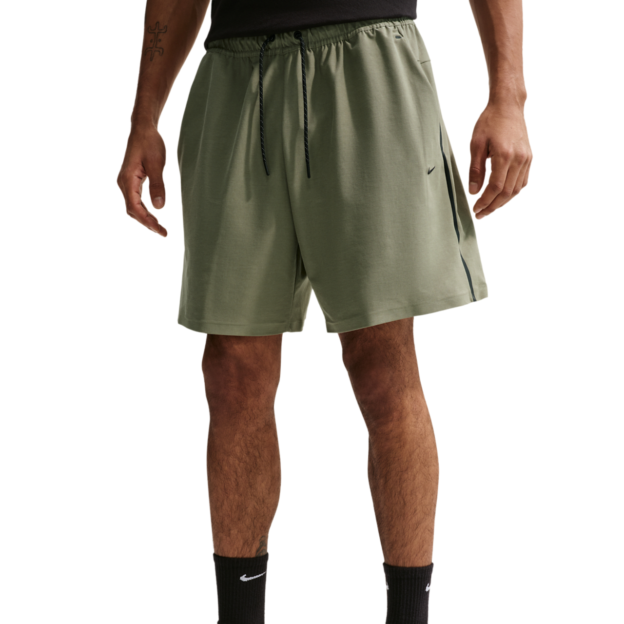 Nike Tech Shori Imagen 1 de 4. Toque para abrir la galería de fotos.