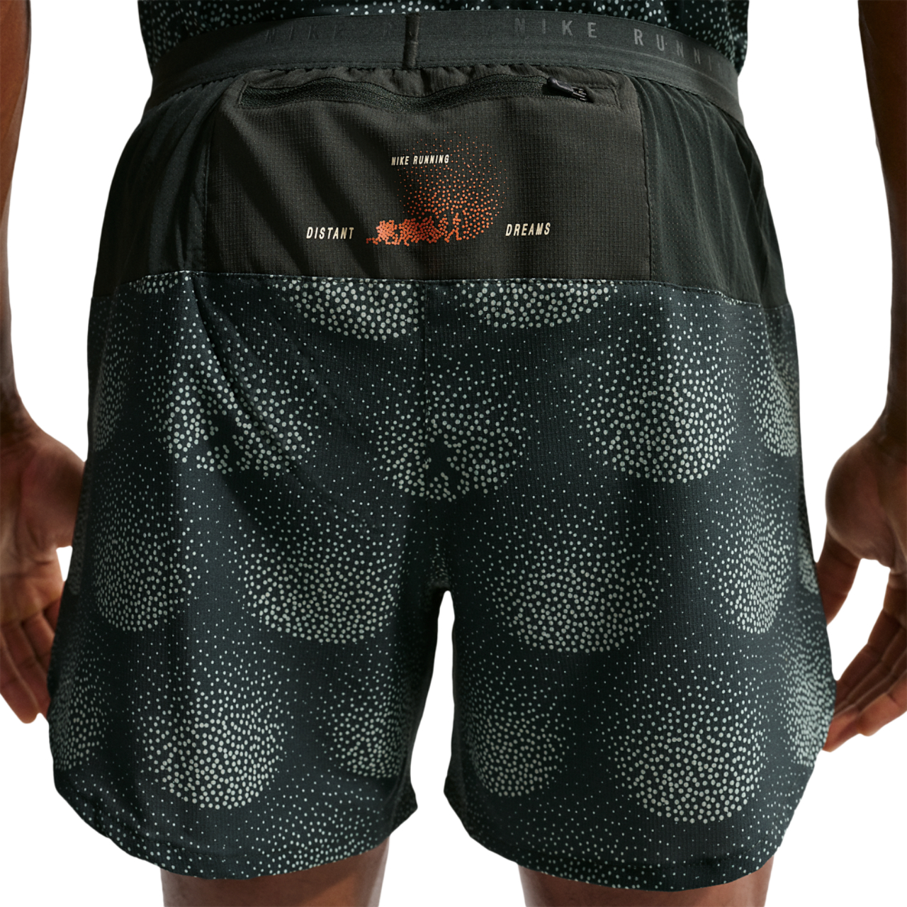 Nike Stride Image 4 sur 4. Appuyez pour ouvrir la galerie de photos.