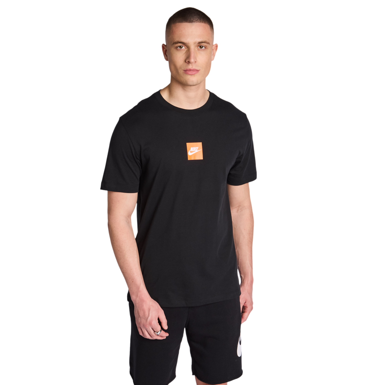 Nike Club Image 1 sur 5. Appuyez pour ouvrir la galerie de photos.