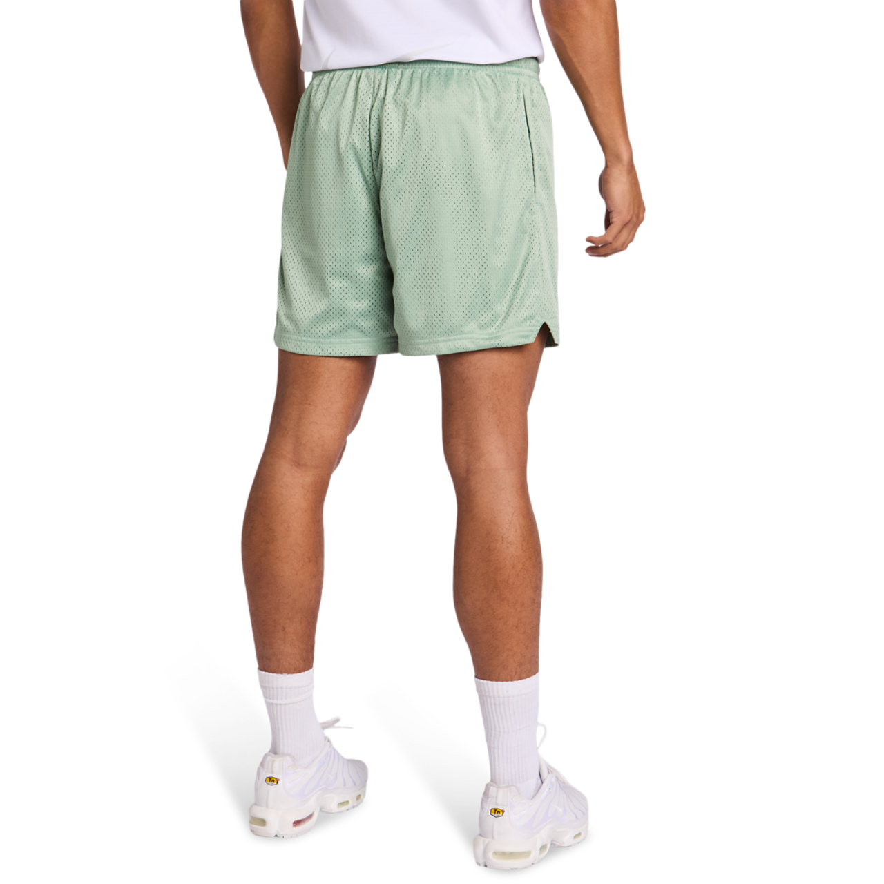Nike Standard Issue Image 4 sur 5. Appuyez pour ouvrir la galerie de photos.