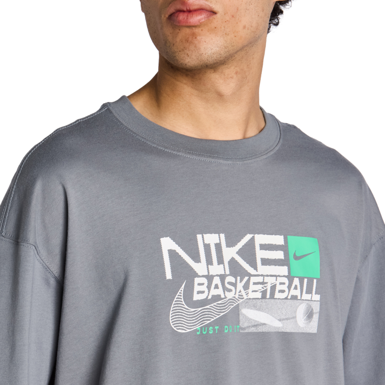Nike Gfx Image 5 sur 5. Appuyez pour ouvrir la galerie de photos.