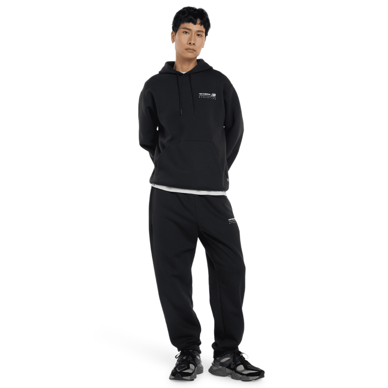 New Balance Linear Graphic Pant Image 2 sur 5. Appuyez pour ouvrir la galerie de photos.