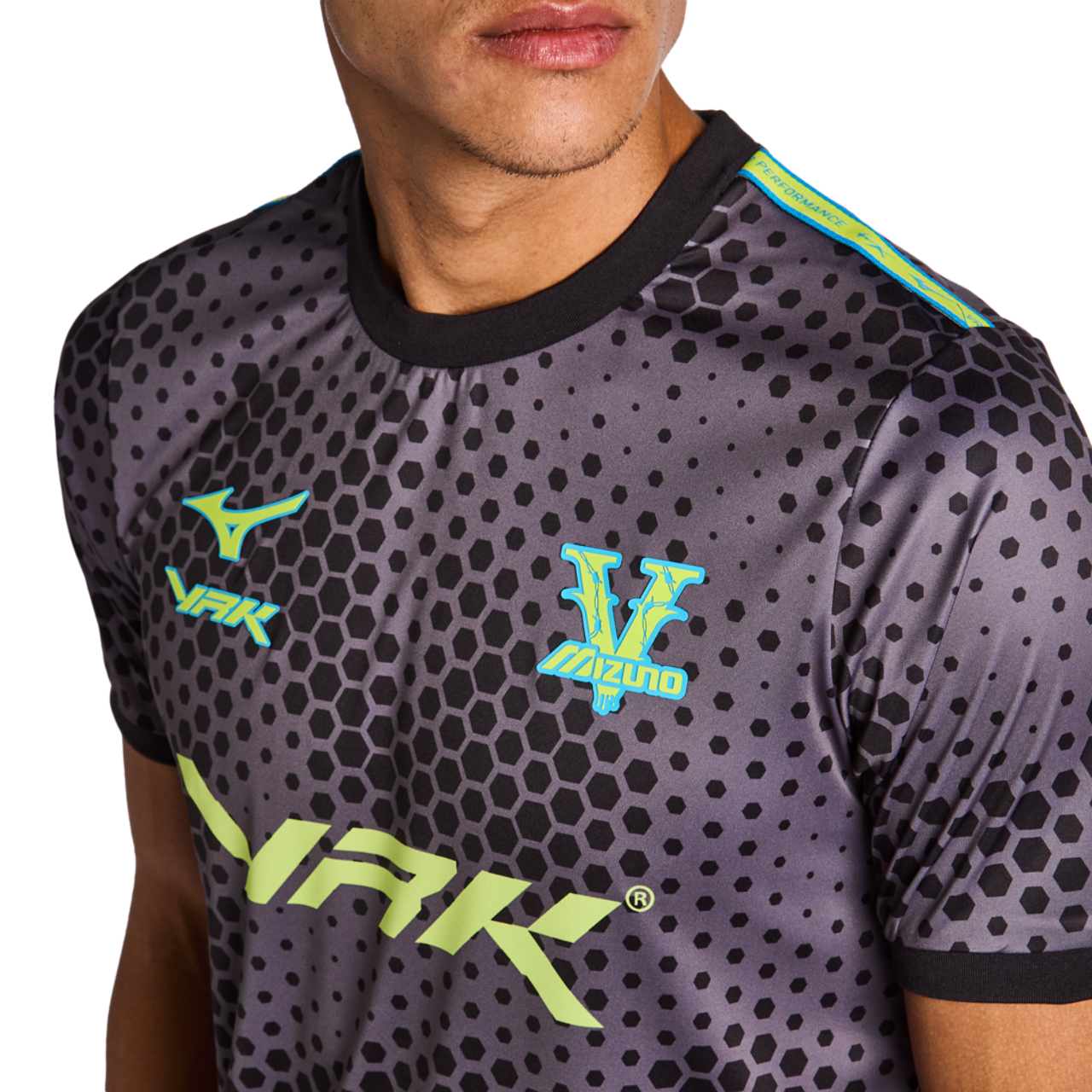Mizuno X Vrunk Football Jersey Image 6 sur 6. Appuyez pour ouvrir la galerie de photos.