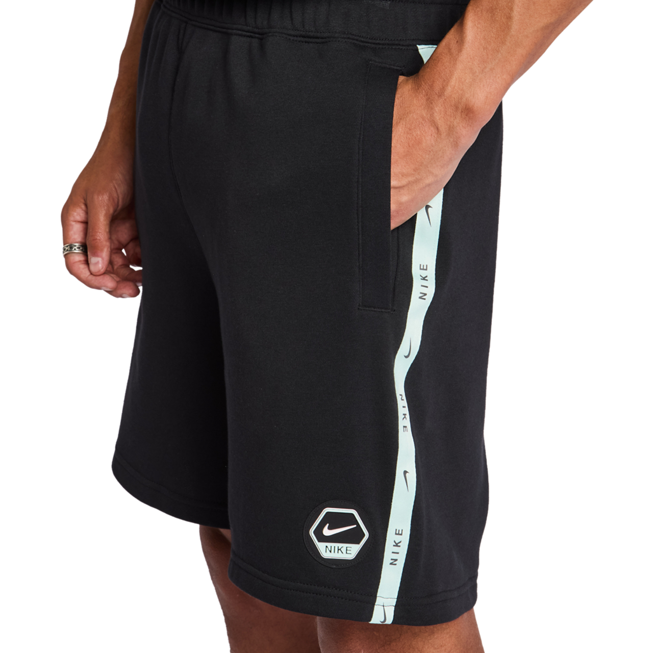 Nike City Side Image 5 sur 5. Appuyez pour ouvrir la galerie de photos.