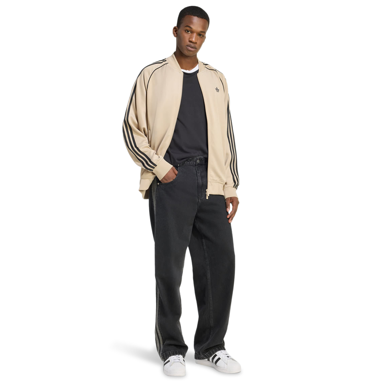 adidas Sst Adicolor Classics Loose Track Top Bild 2 von 5. Antippen, um die Fotogalerie zu öffnen.