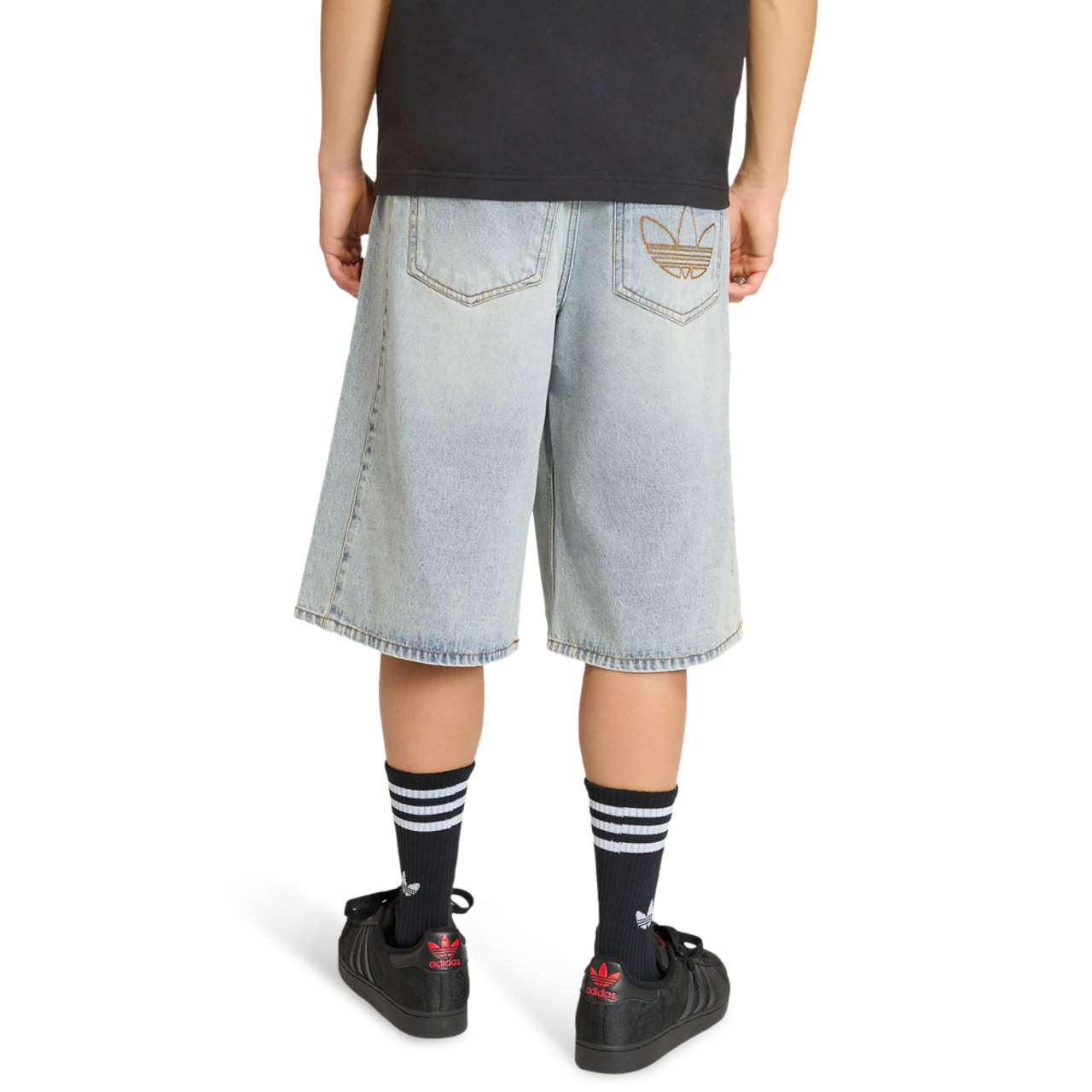 adidas Denim Shorts Immagine 3 di 5. Tocca per aprire la galleria fotografica.