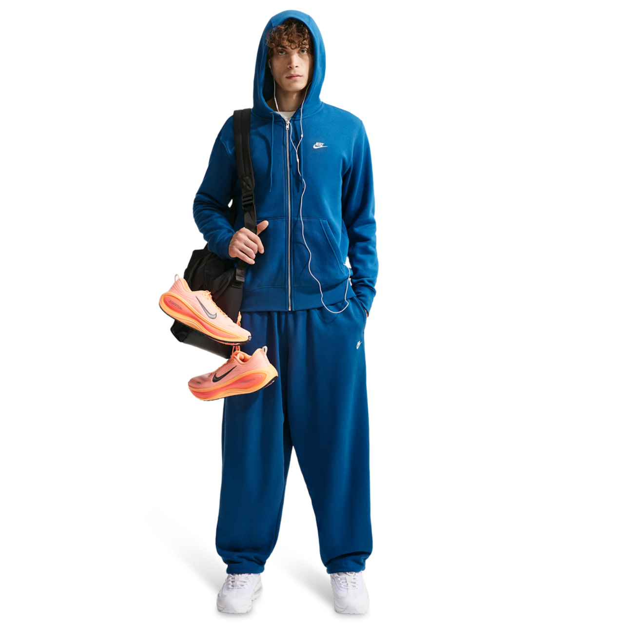 Nike Sportswear Club Oversized French Terry Image 1 sur 5. Appuyez pour ouvrir la galerie de photos.