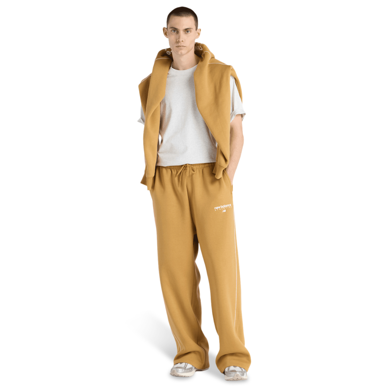 New Balance Trackside Fleece Pant Bild 2 von 4. Antippen, um die Fotogalerie zu öffnen.