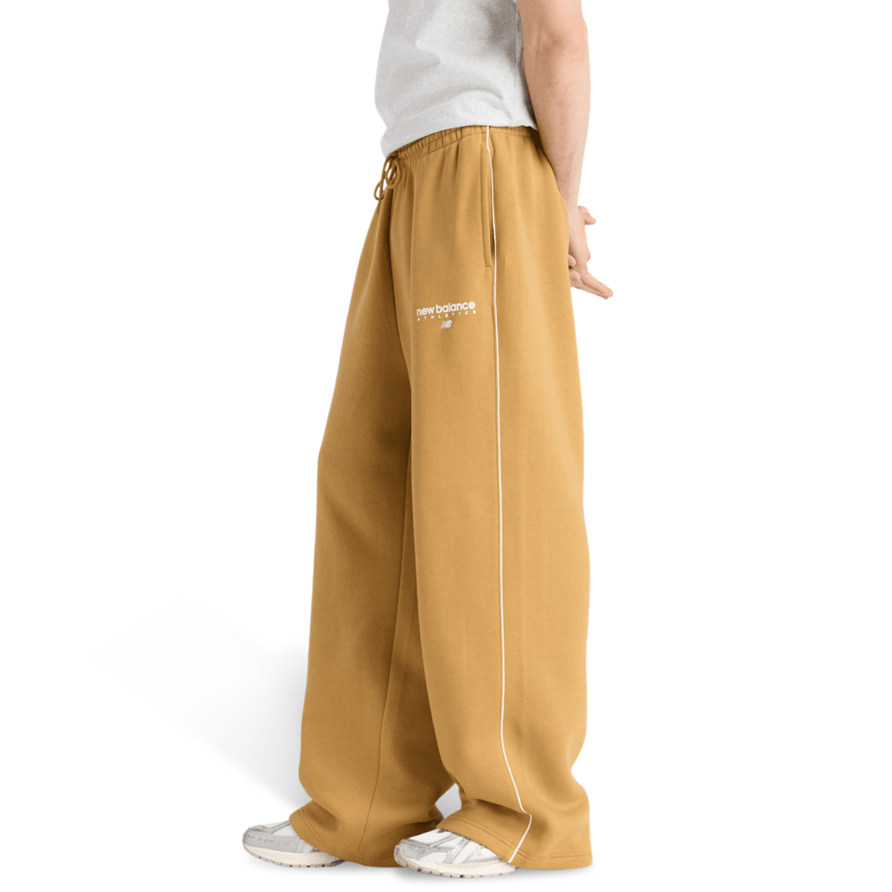 New Balance Trackside Fleece Pant Bild 4 von 4. Antippen, um die Fotogalerie zu öffnen.