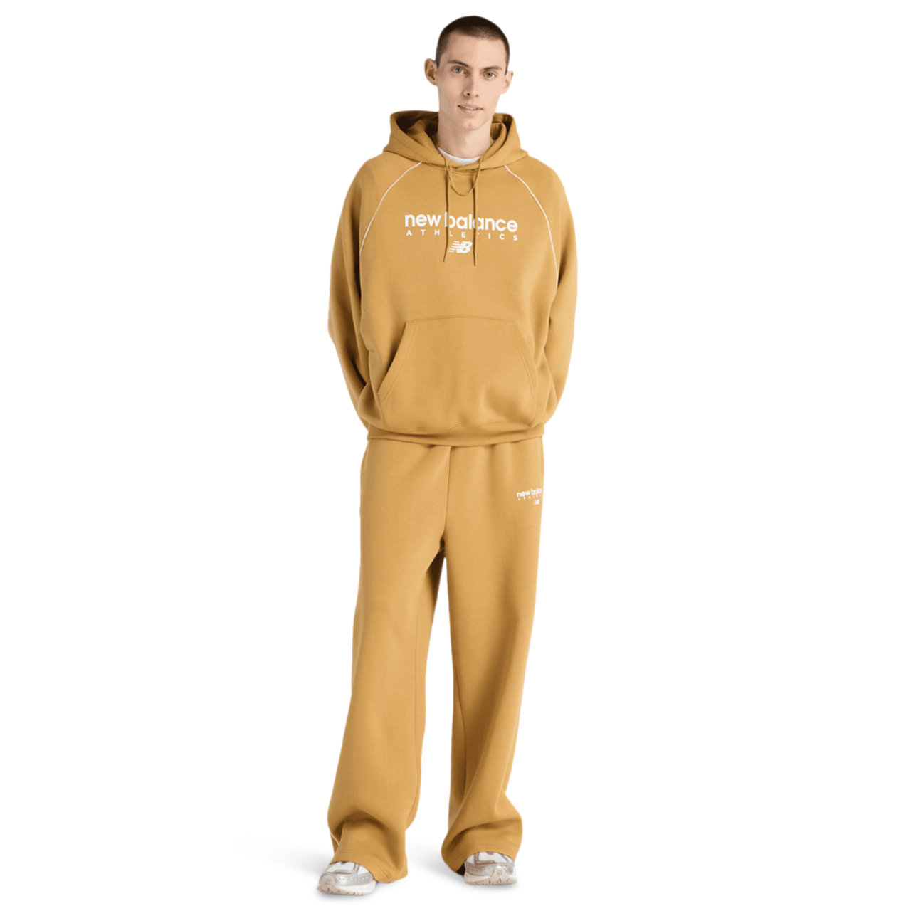 New Balance Trackside Fleece Hoodie Afbeelding 2 van 4. Tik om de fotogalerij te openen..